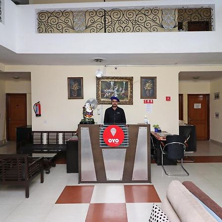 Oyo 6608 Sector 56 Hotel Badshahpur Luaran gambar