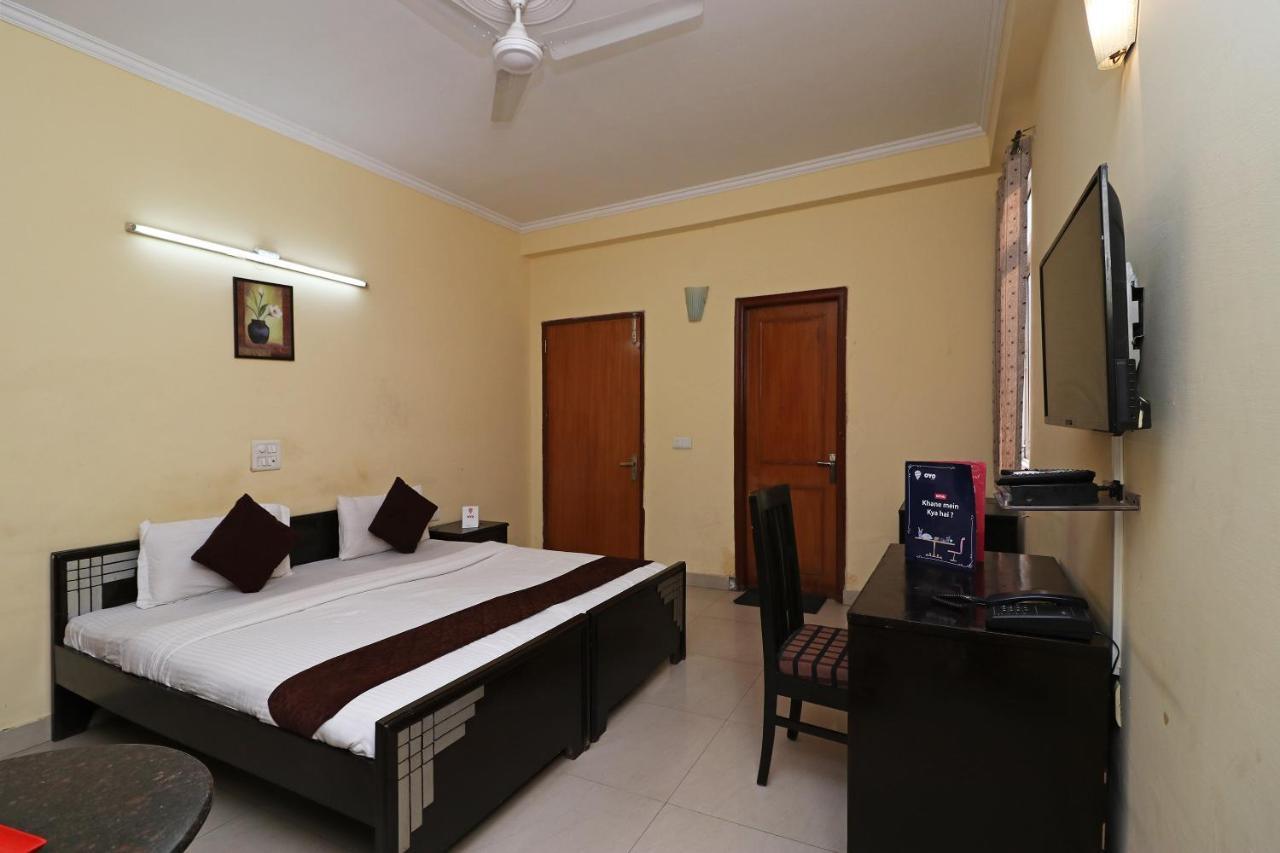 Oyo 6608 Sector 56 Hotel Badshahpur Luaran gambar