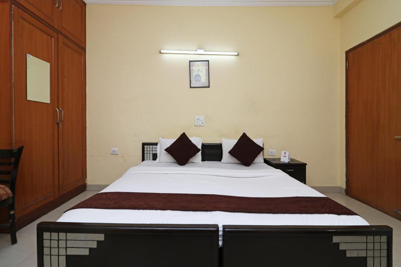Oyo 6608 Sector 56 Hotel Badshahpur Luaran gambar