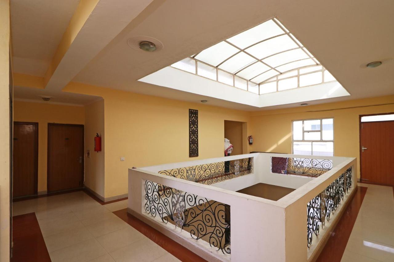 Oyo 6608 Sector 56 Hotel Badshahpur Luaran gambar